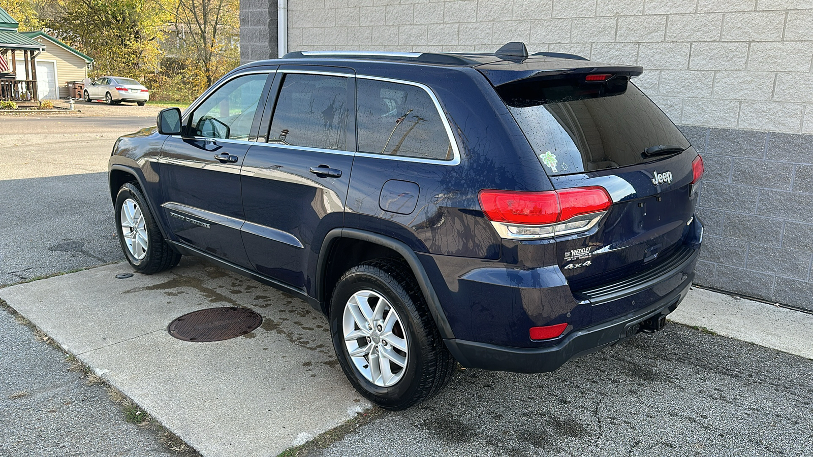 2017 Jeep Grand Cherokee Laredo 3