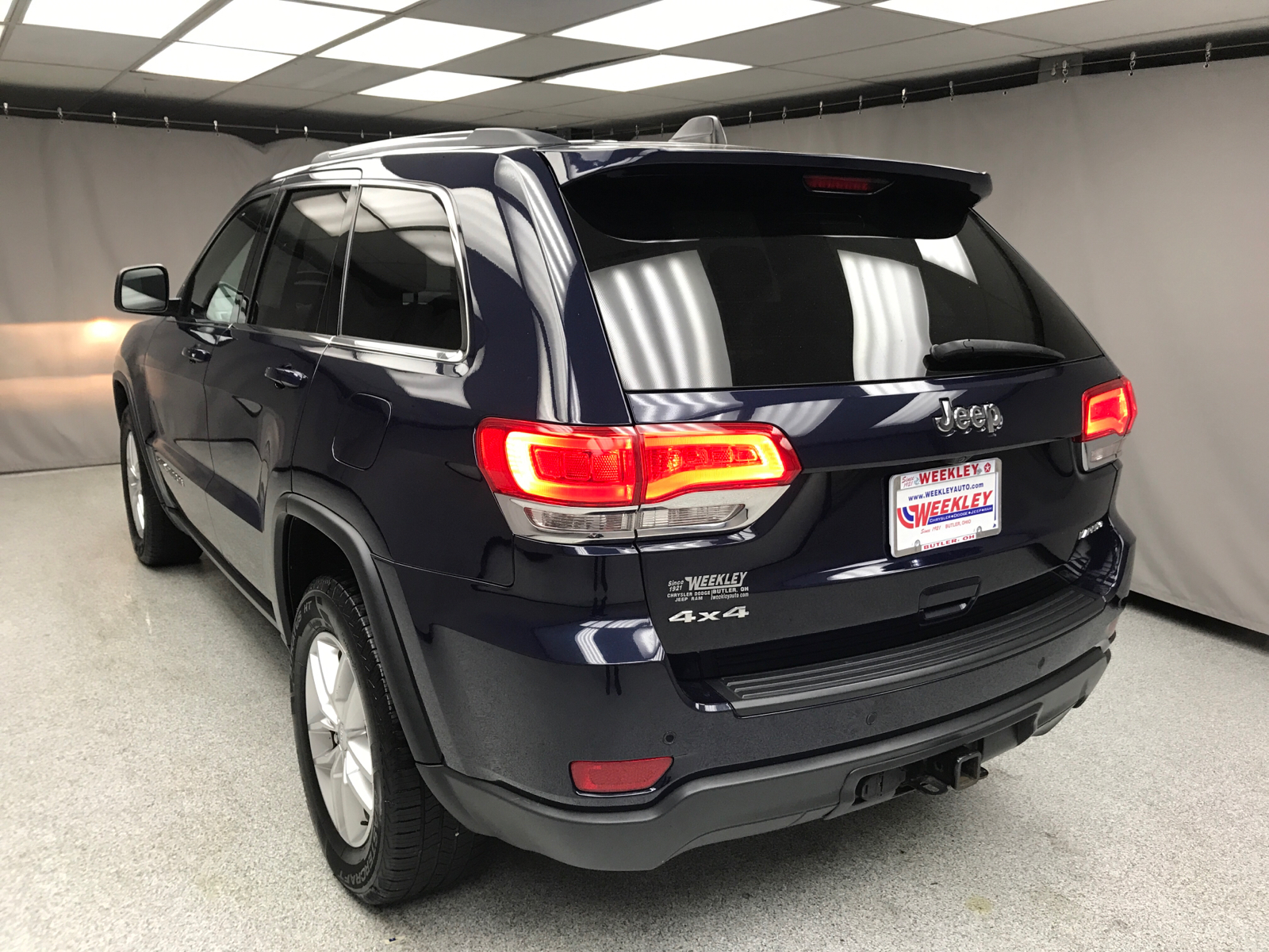 2017 Jeep Grand Cherokee Laredo 13