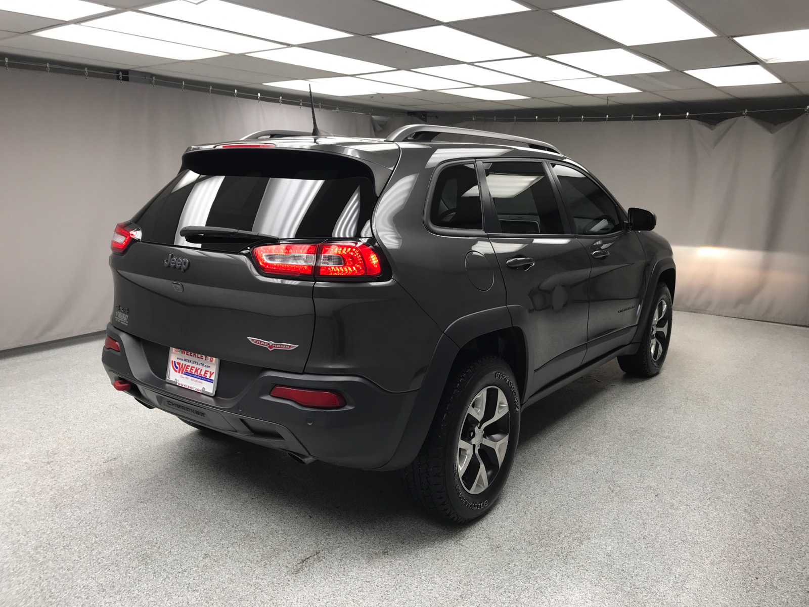 2018 Jeep Cherokee Trailhawk 19