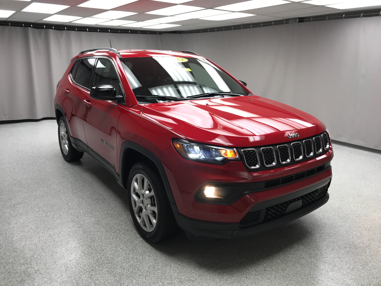 2023 Jeep Compass Latitude Lux 21