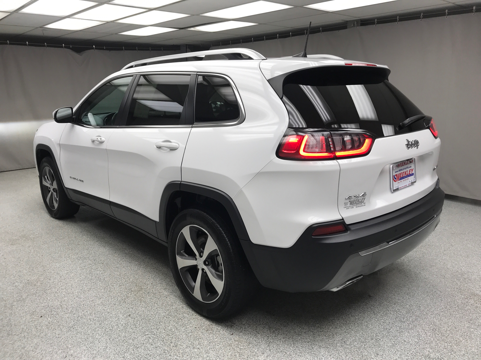 2020 Jeep Cherokee Limited 9