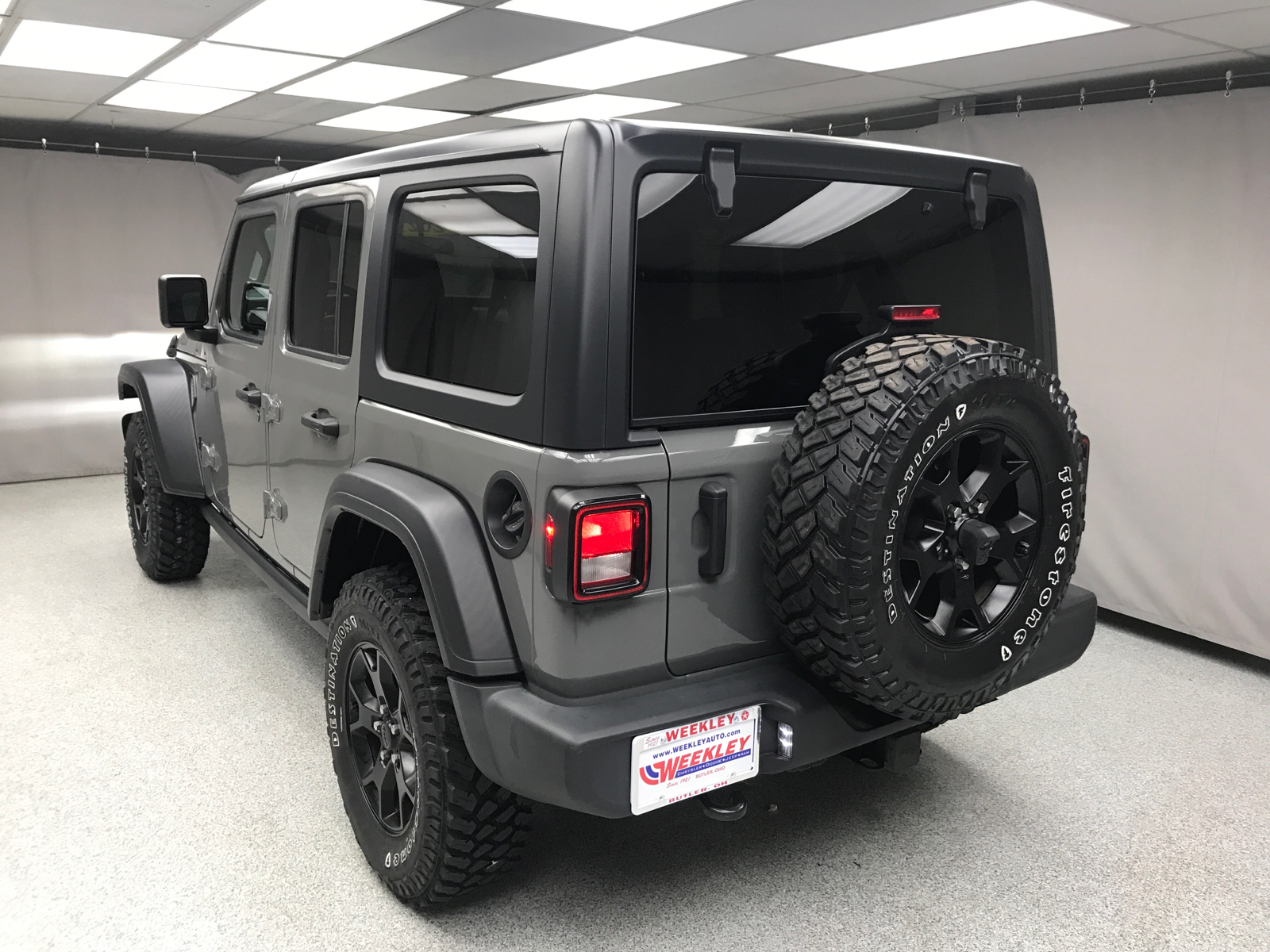 2021 Jeep Wrangler Unlimited Willys 12