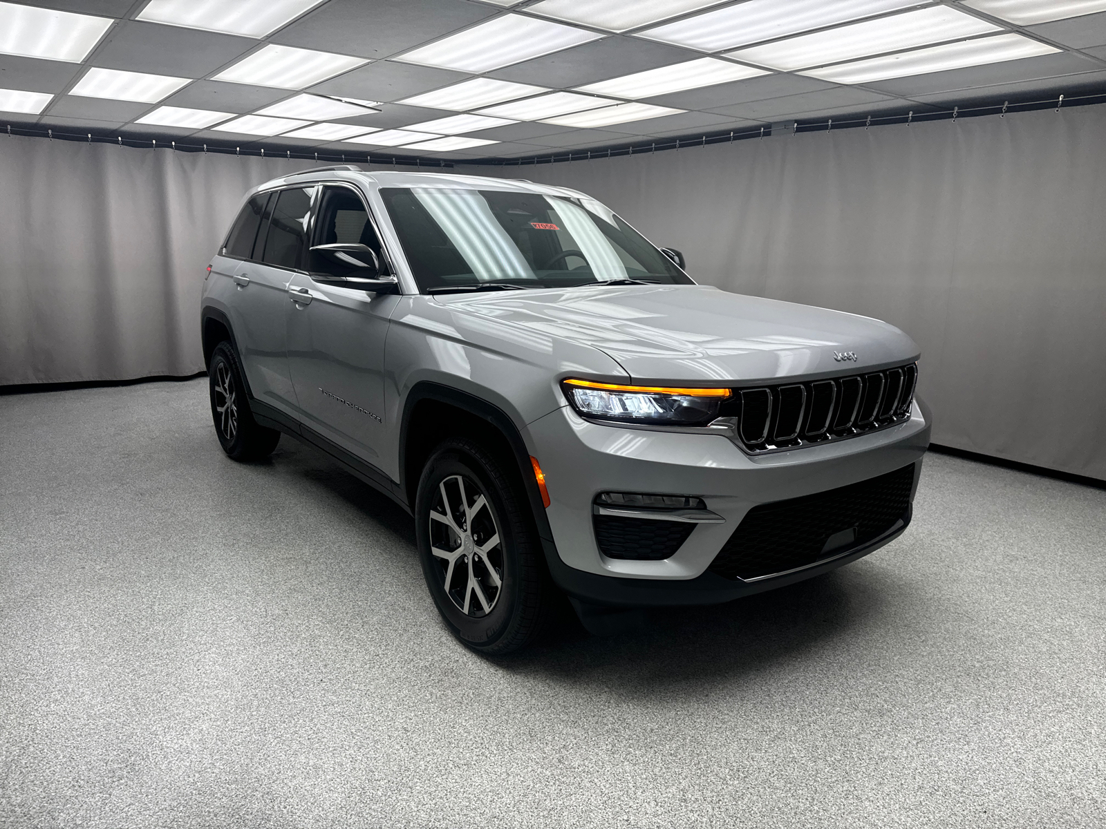 2024 Jeep Grand Cherokee Limited 5