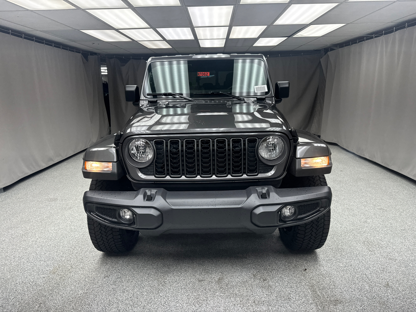 2024 Jeep Gladiator SPOR 6