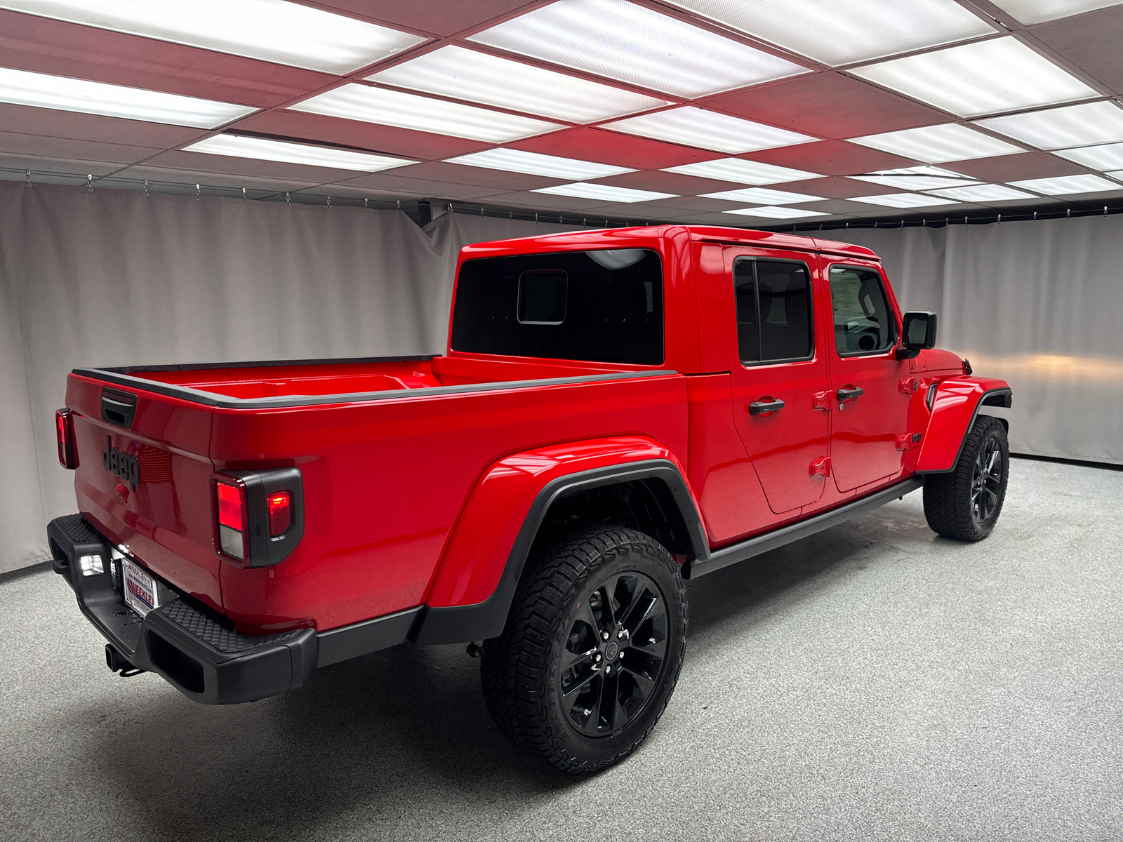 2024 Jeep Gladiator  4