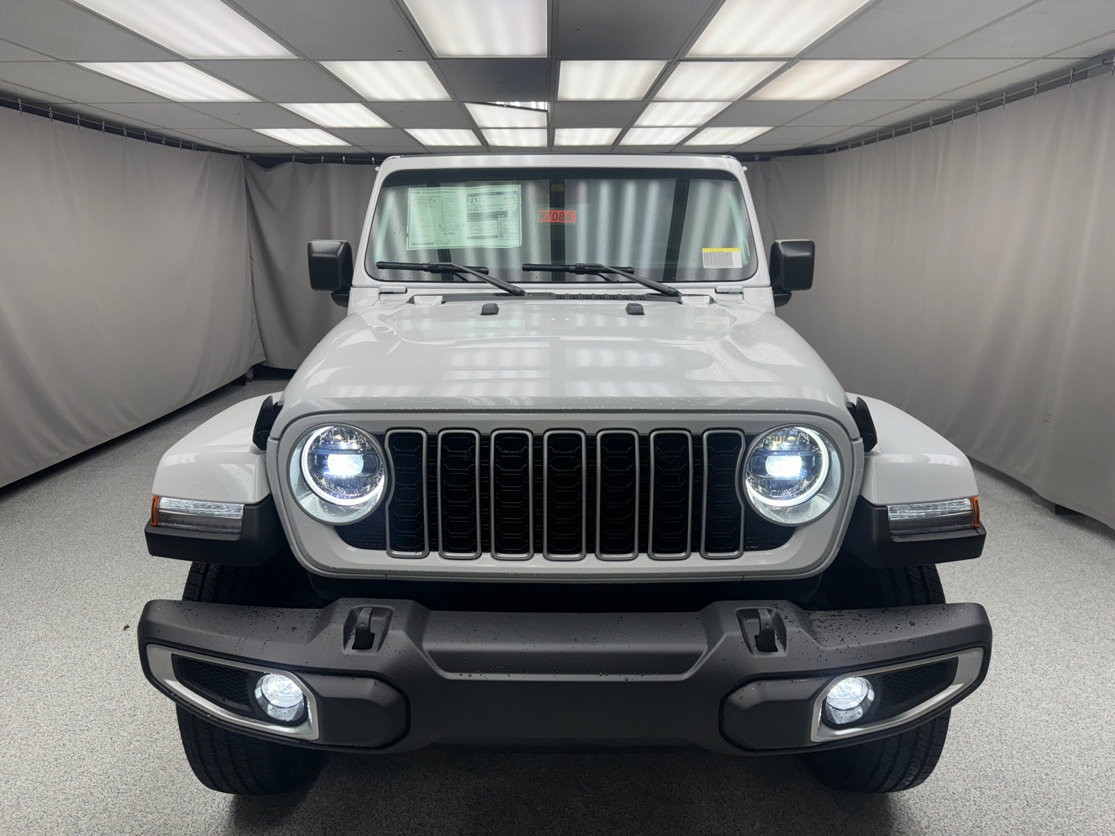 2024 Jeep Wrangler Sahara 6