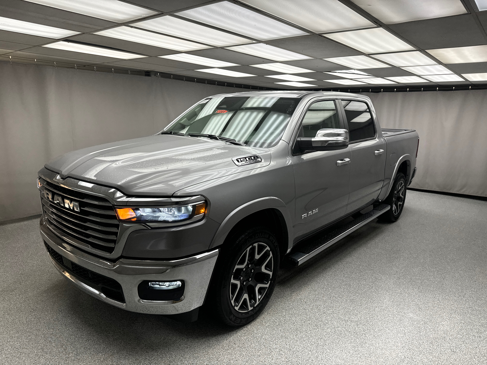 2025 Ram 1500 Laramie 1