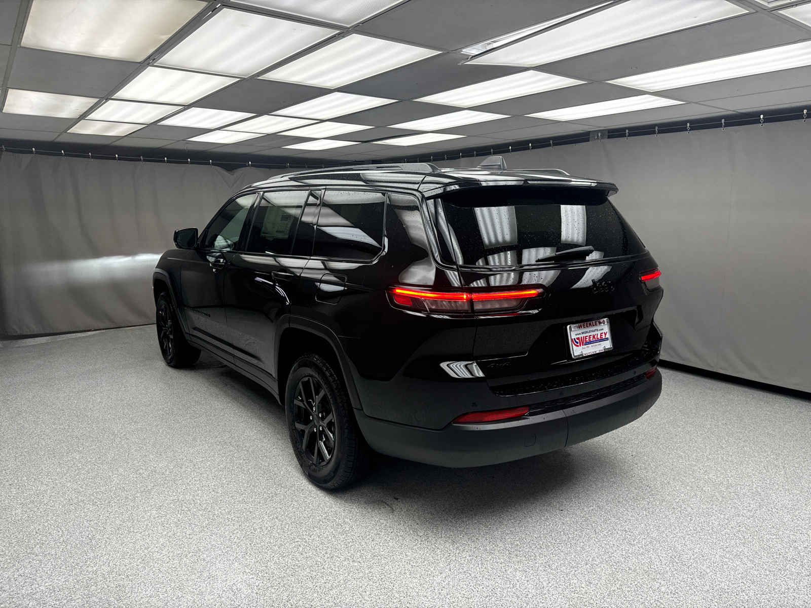 2025 Jeep Grand Cherokee L Altitude X 2