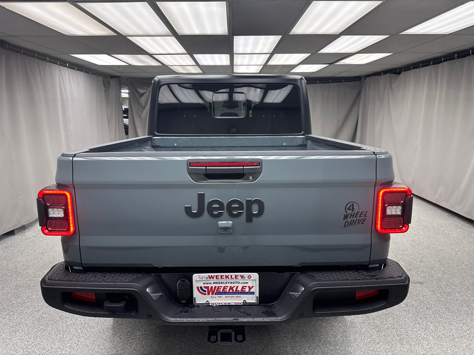 2025 Jeep Gladiator Willys 3