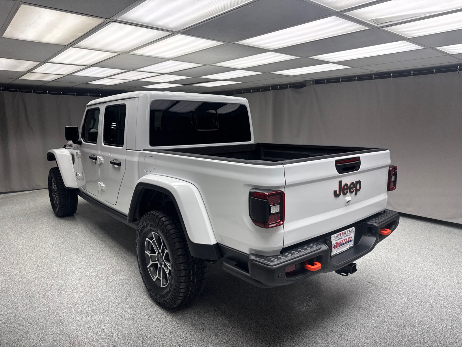 2025 Jeep Gladiator Mojave X 2