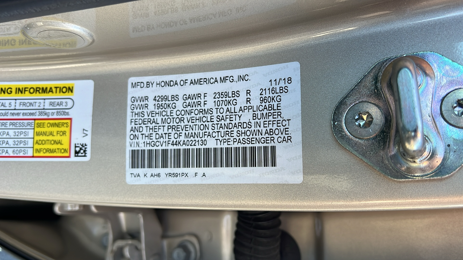2019 Honda Accord Sedan EX 1.5T 32