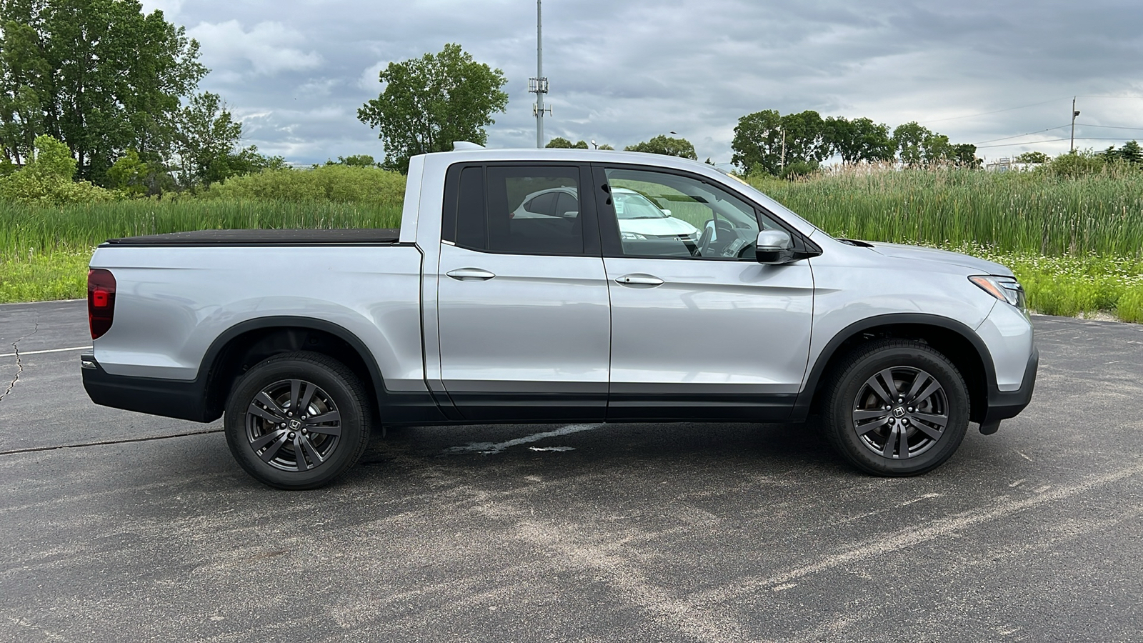 2019 Honda Ridgeline  2