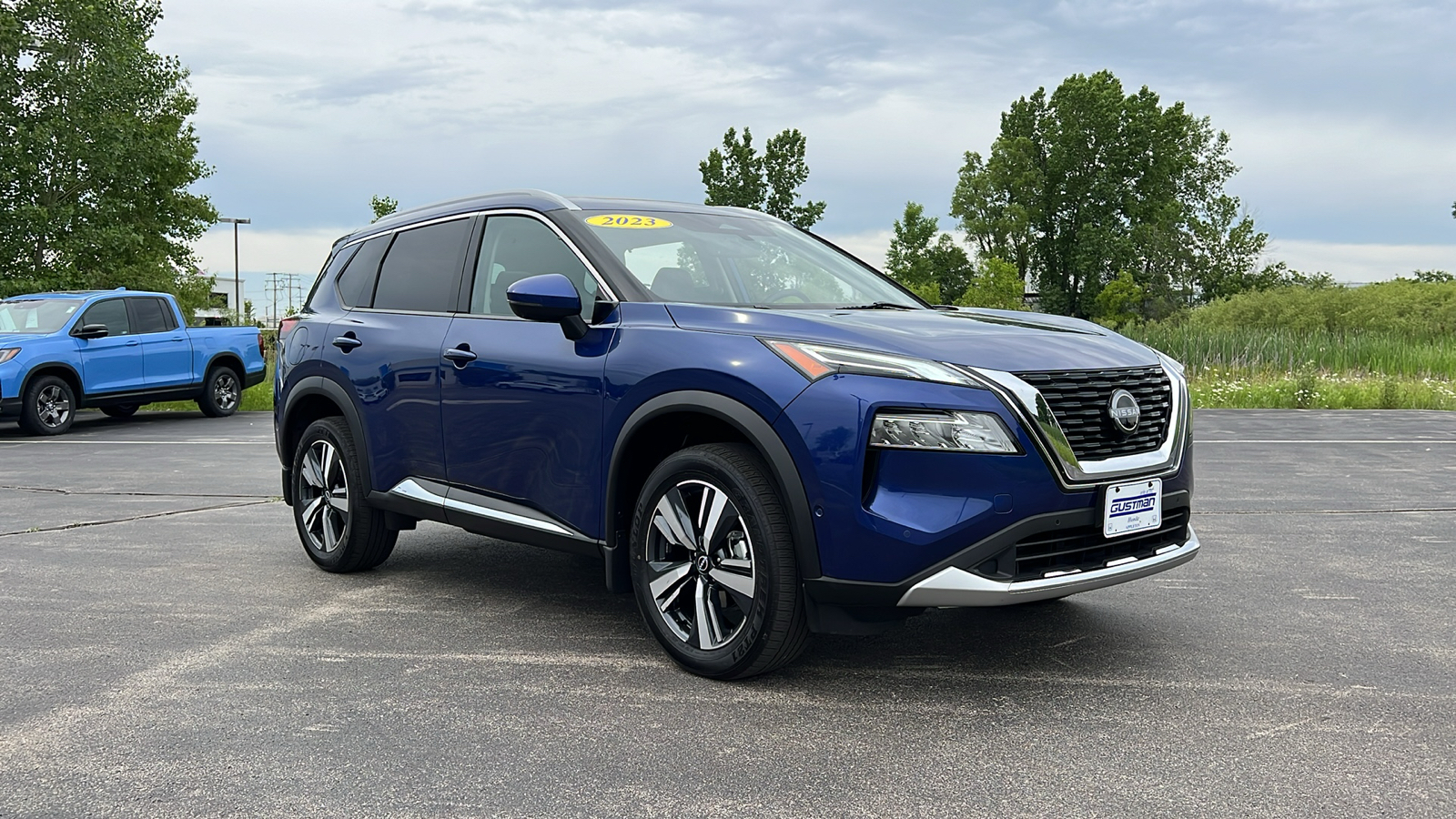 2023 Nissan Rogue Platinum 1