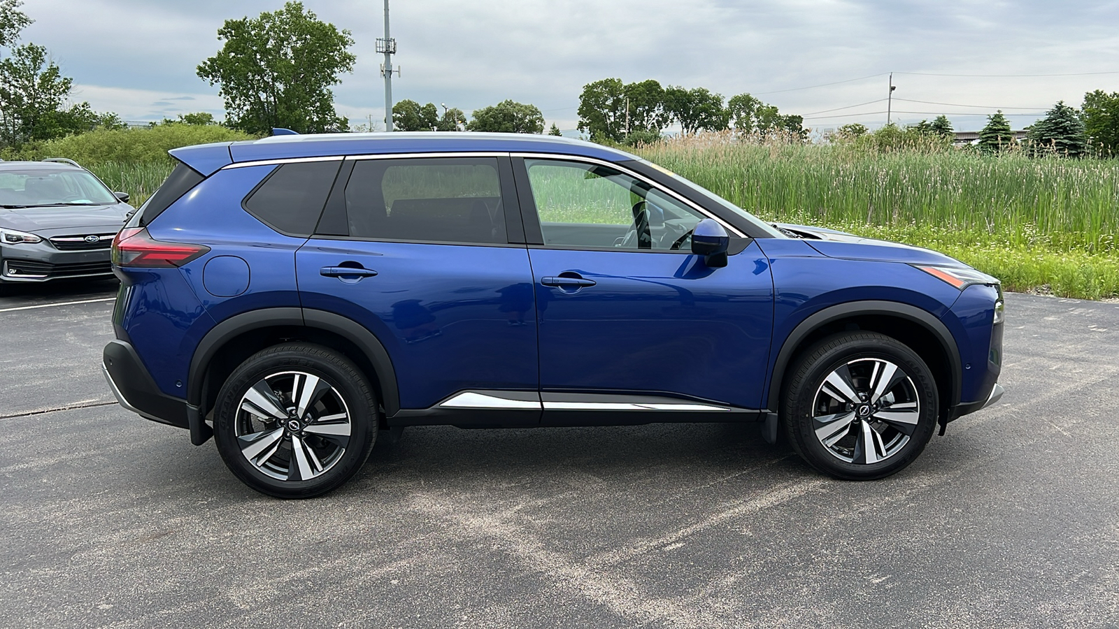 2023 Nissan Rogue Platinum 2