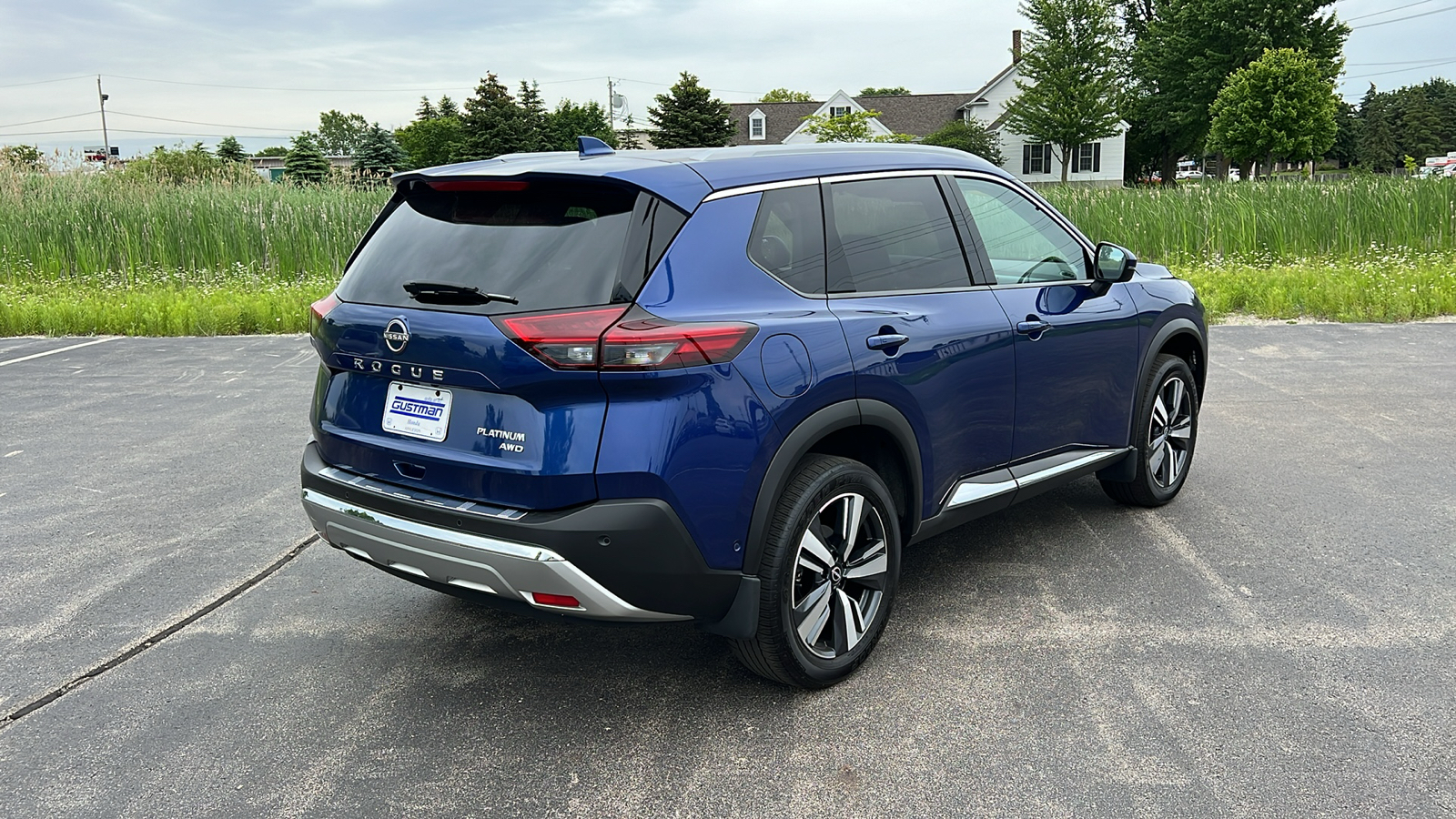 2023 Nissan Rogue Platinum 3