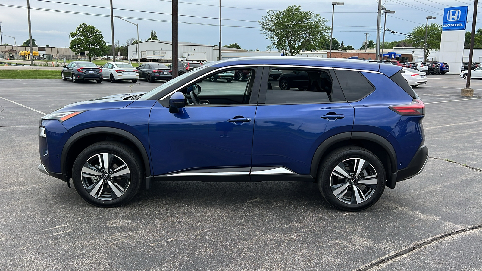 2023 Nissan Rogue Platinum 6