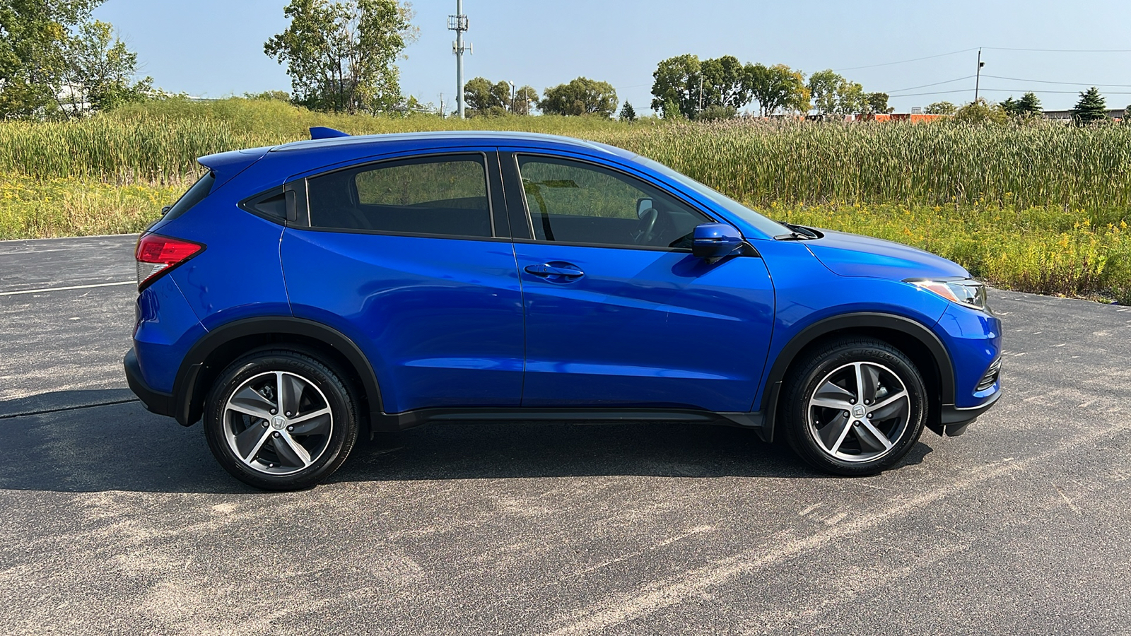 2022 Honda HR-V EX 2