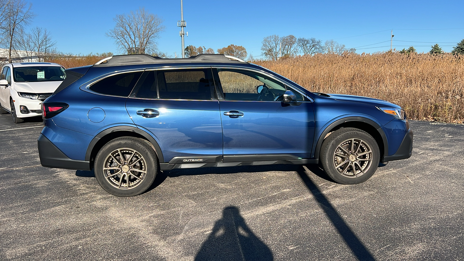 2022 Subaru Outback Touring 2