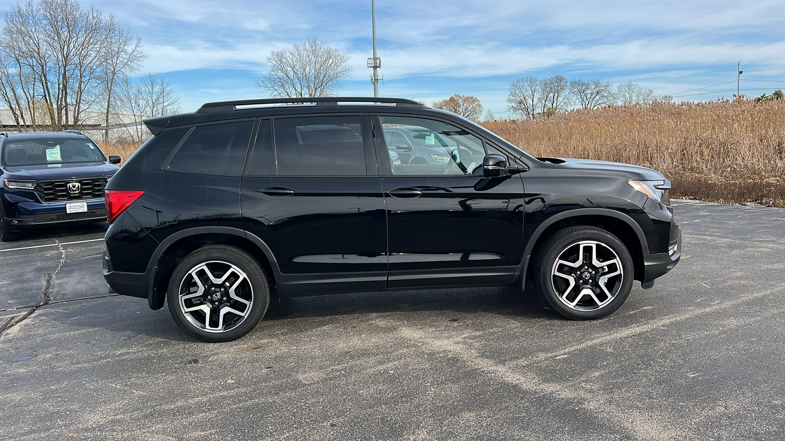 2023 Honda Passport Elite 2