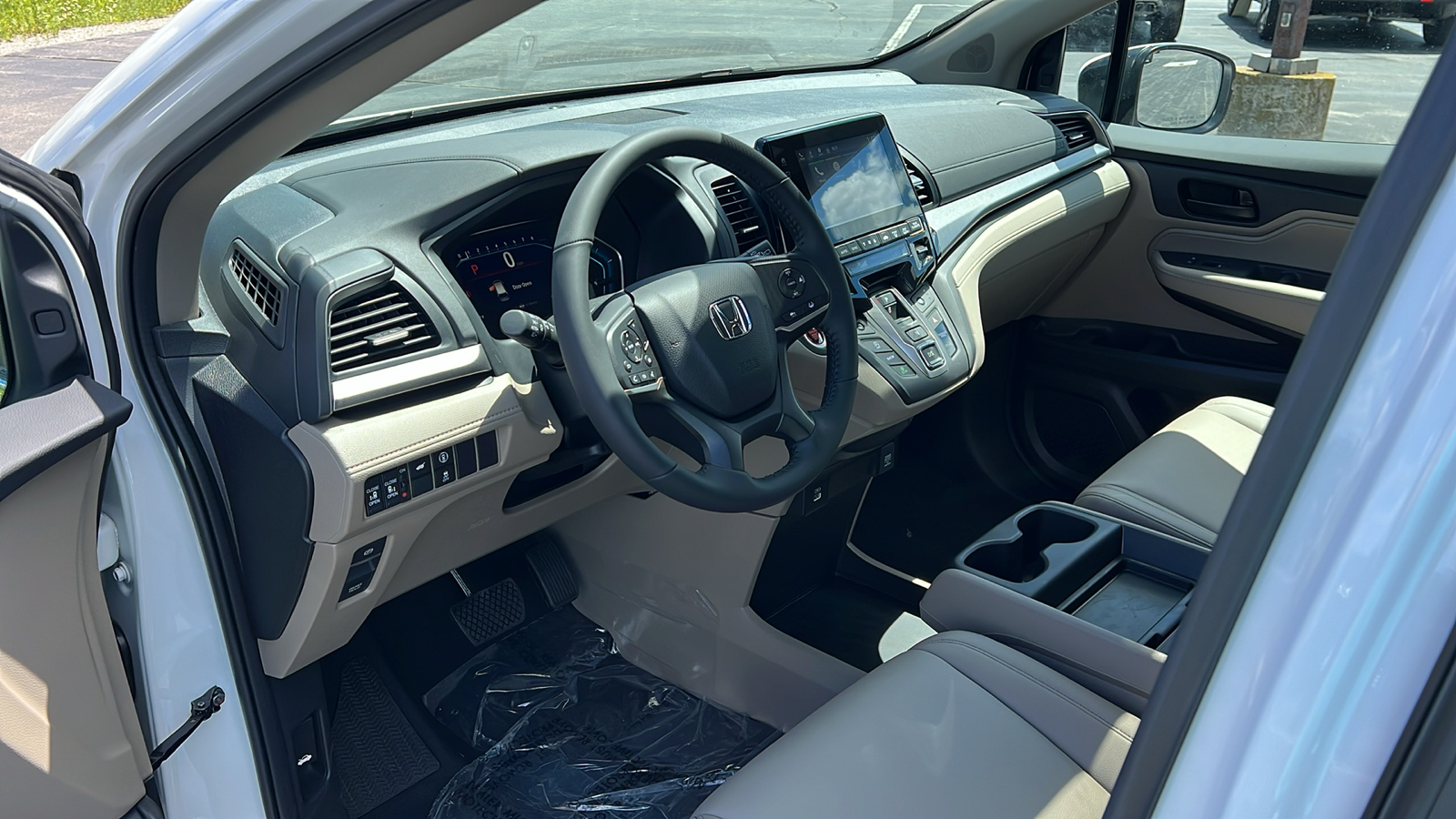 2024 Honda Odyssey EX-L 28