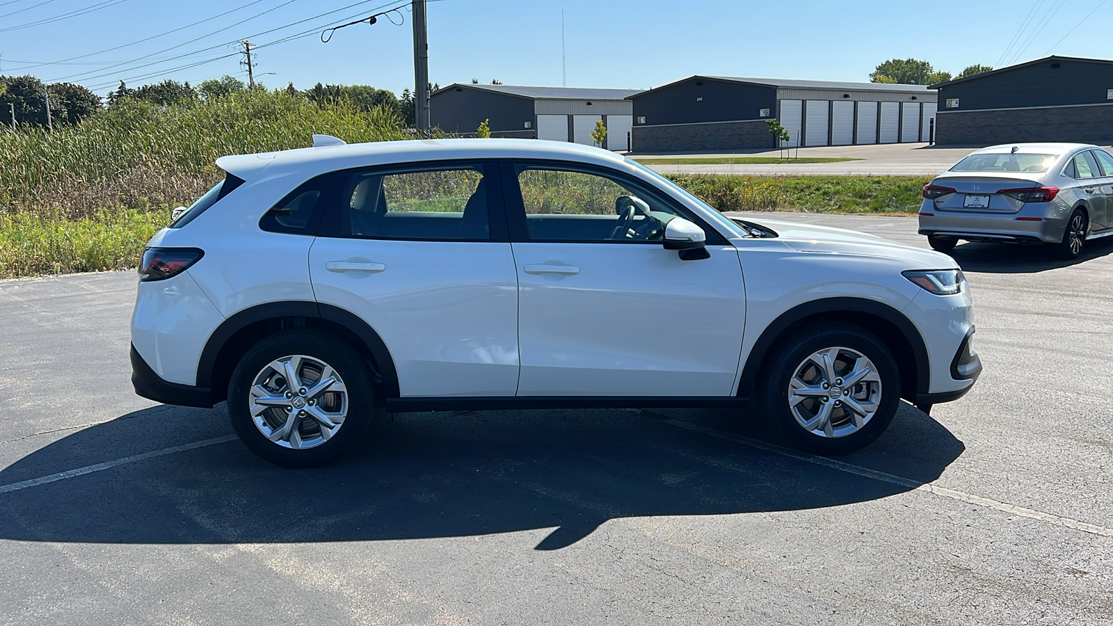 2025 Honda HR-V LX 2