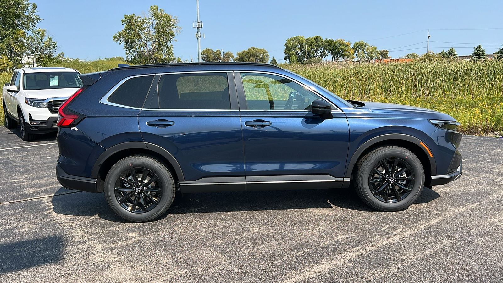 2025 Honda CR-V Hybrid Sport-L 2