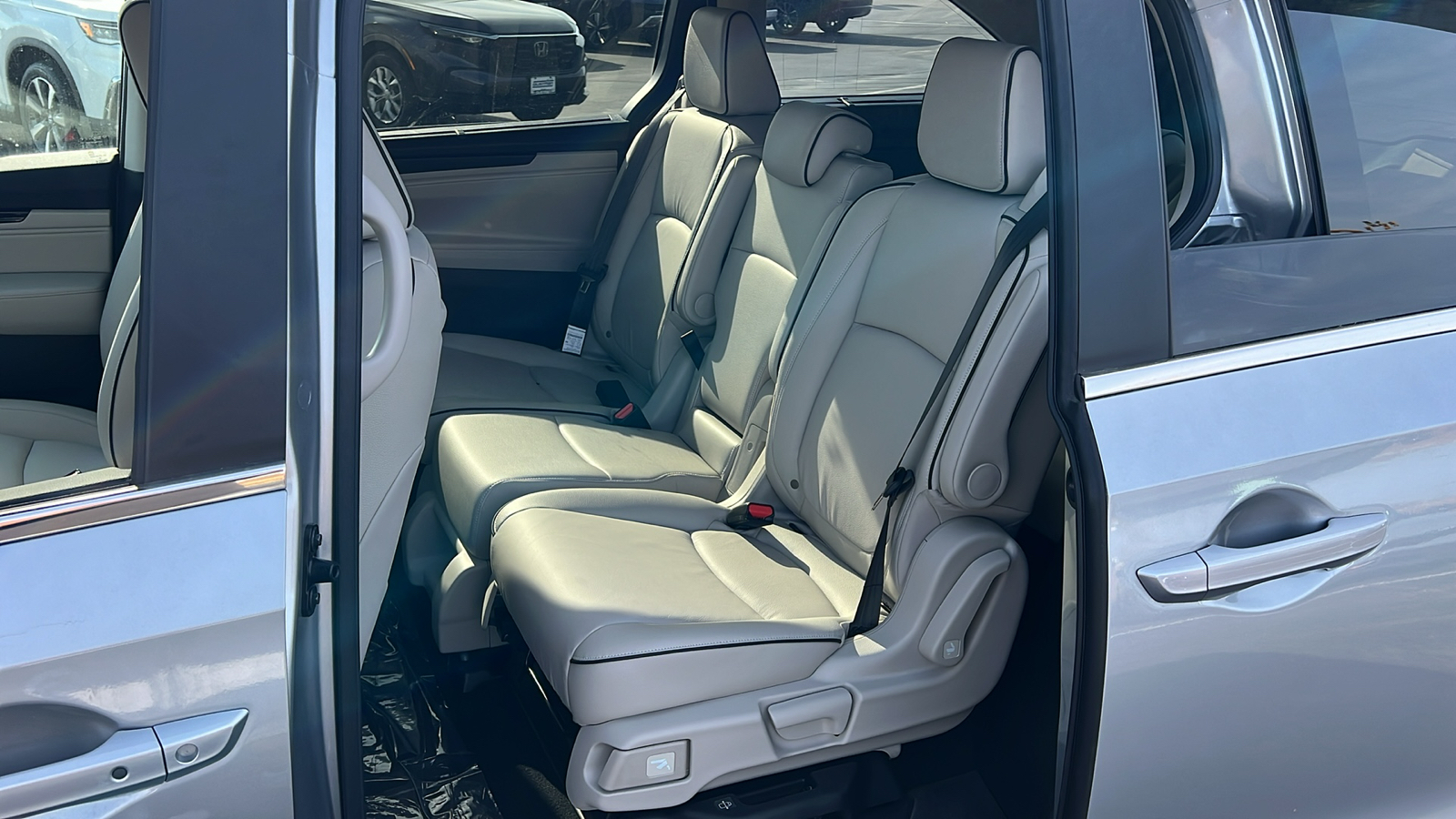 2025 Honda Odyssey Touring 30