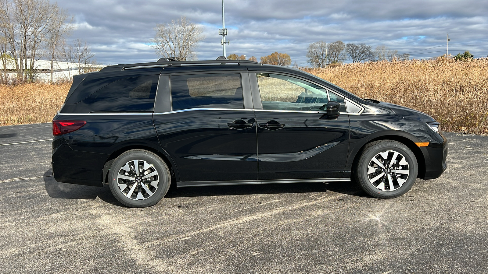 2025 Honda Odyssey EX-L 2