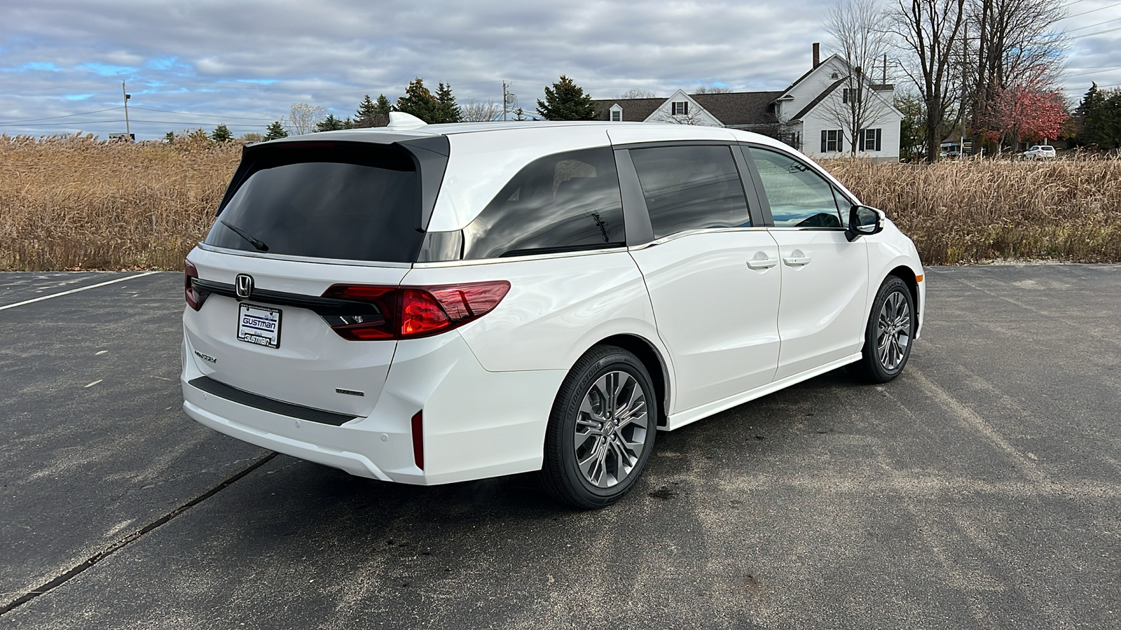 2025 Honda Odyssey Touring 3