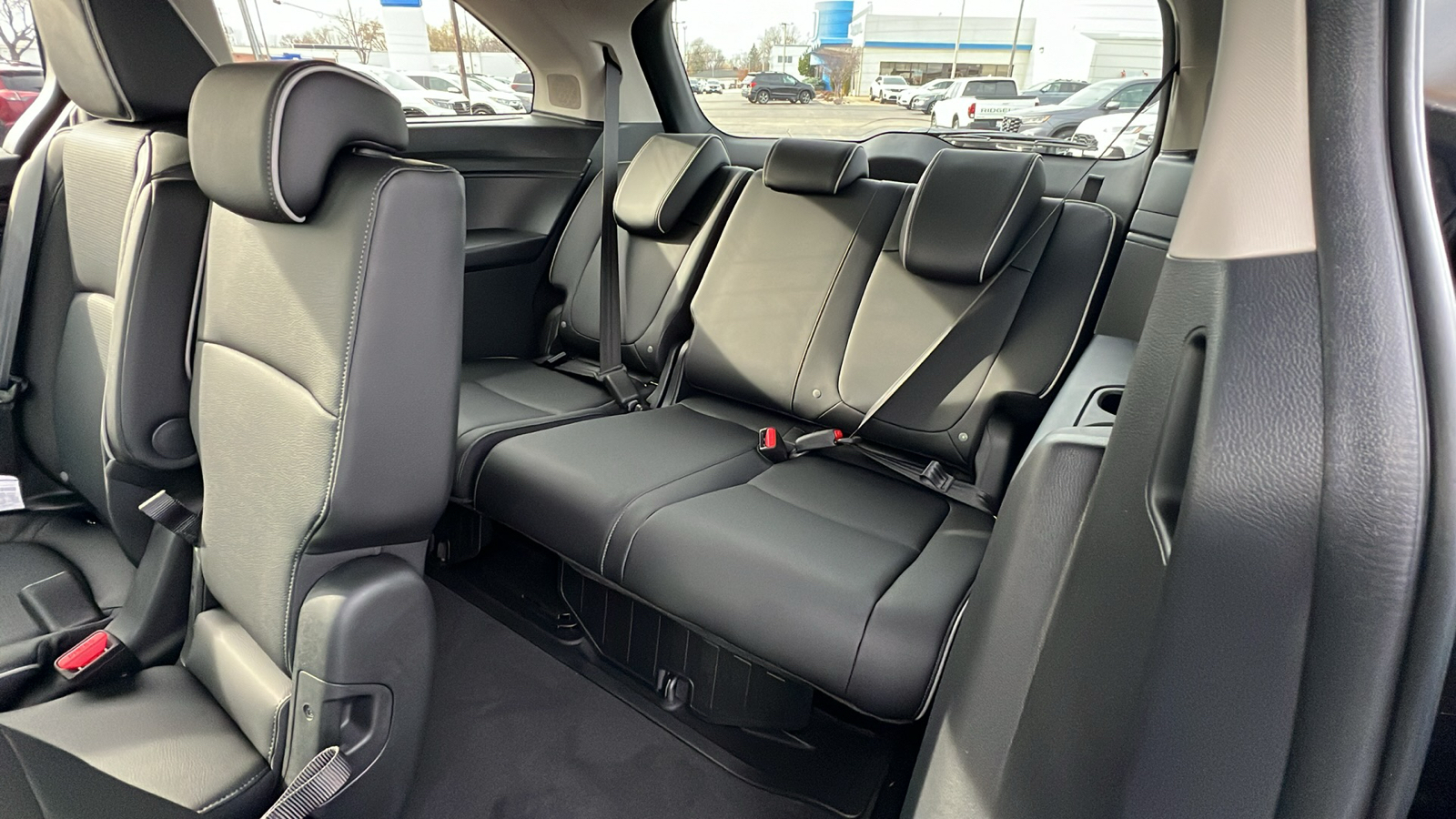 2025 Honda Odyssey Elite 34