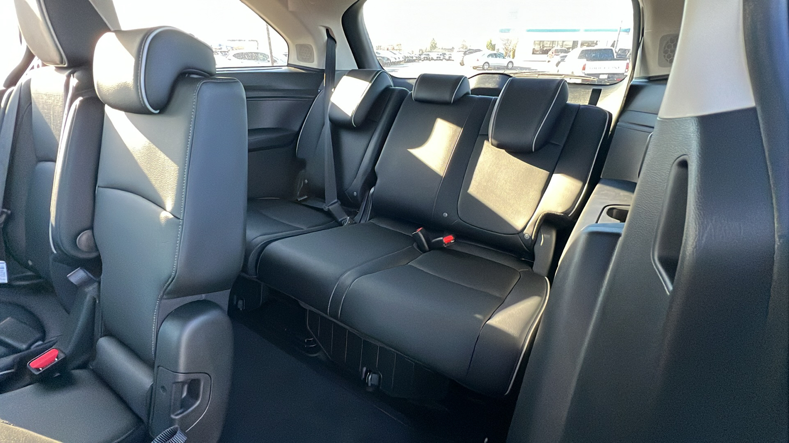 2025 Honda Odyssey Elite 33