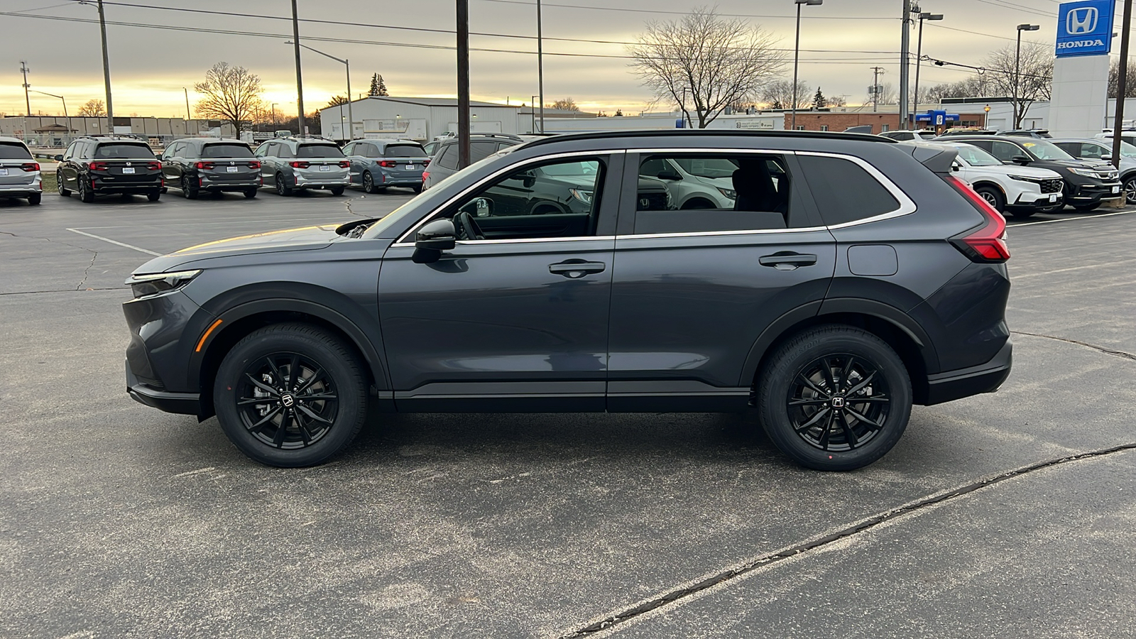 2025 Honda CR-V Hybrid Sport 6