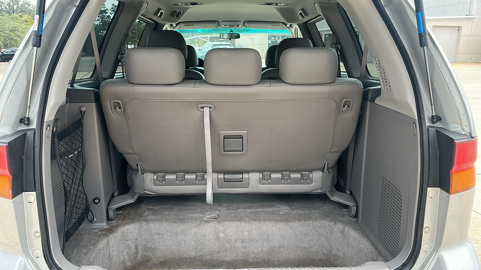 2004 Honda Odyssey EX-L 19