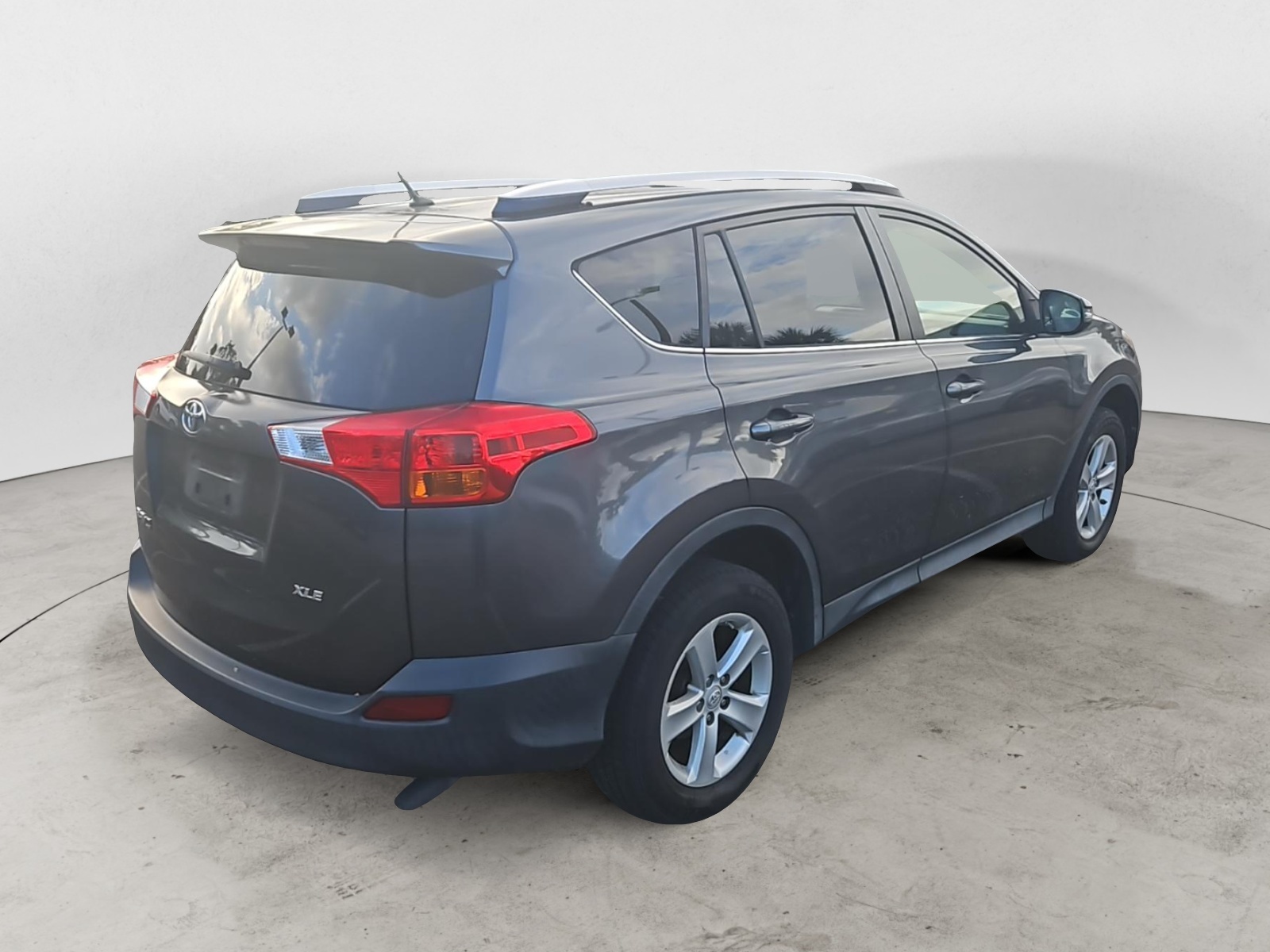 2013 Toyota RAV4 XLE 5