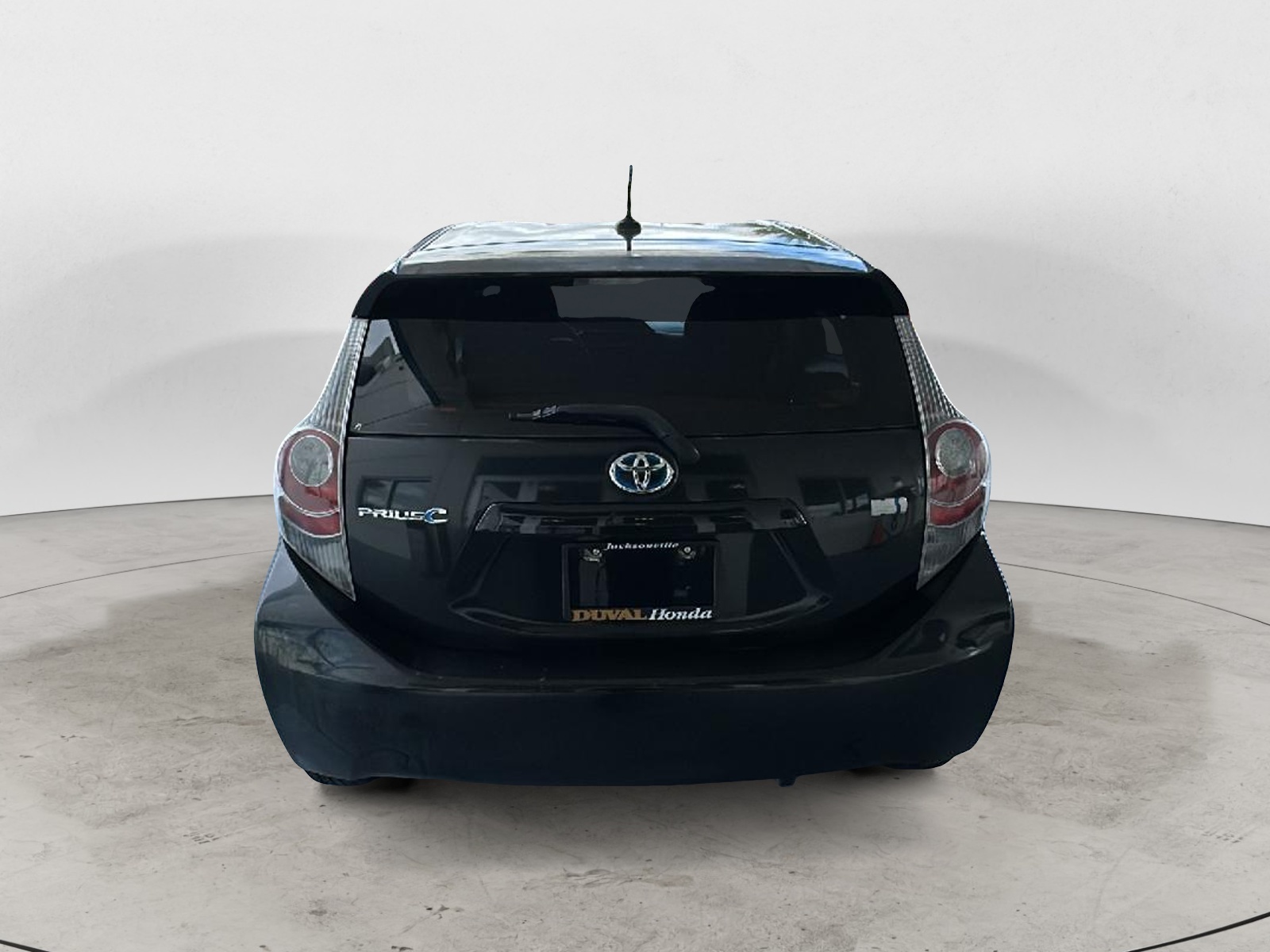 2014 Toyota Prius c Four 6