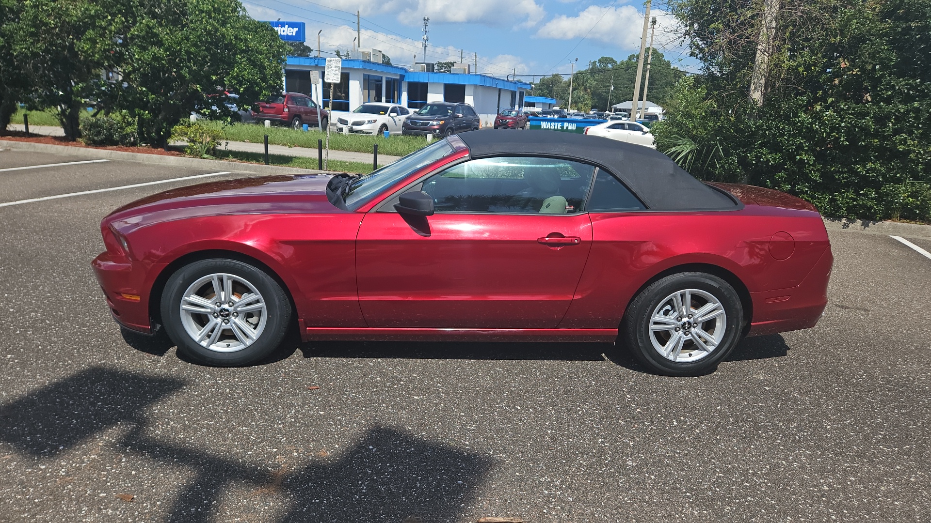 2014 Ford Mustang V6 17