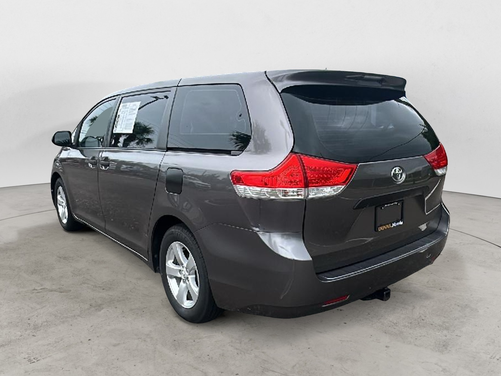 2014 Toyota Sienna L 5