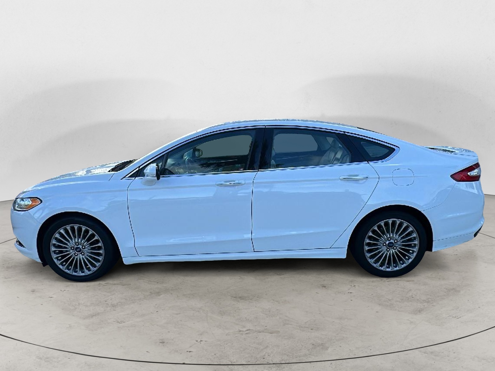 2015 Ford Fusion Titanium 4