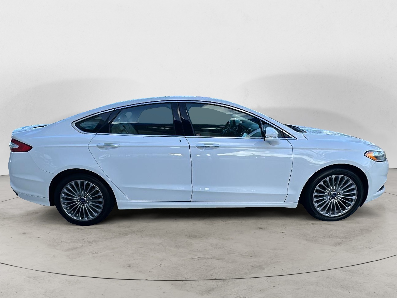 2015 Ford Fusion Titanium 8