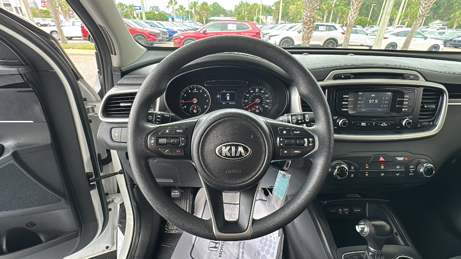 2016 Kia Sorento LX 12