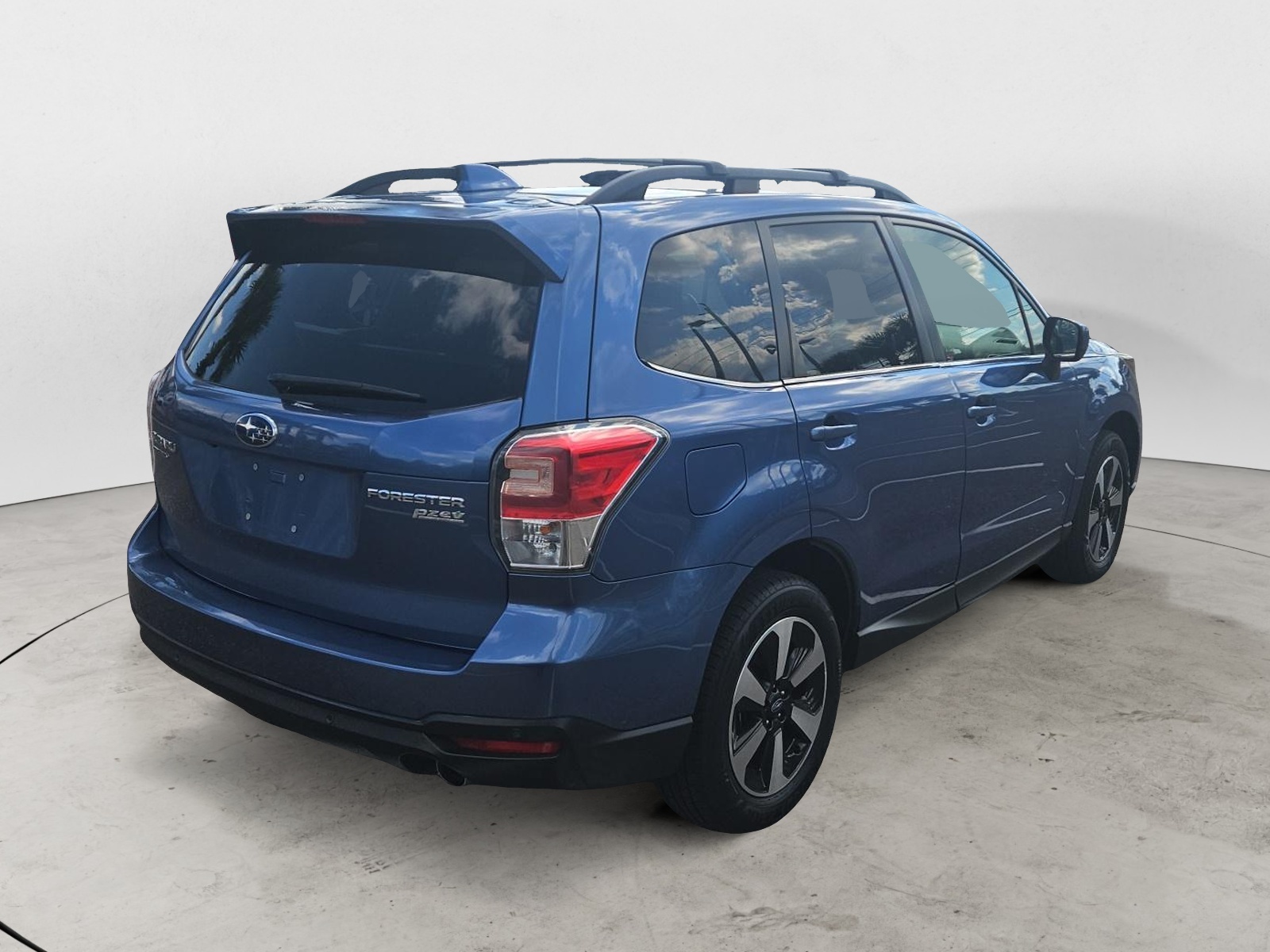 2017 Subaru Forester 2.5i Limited 5