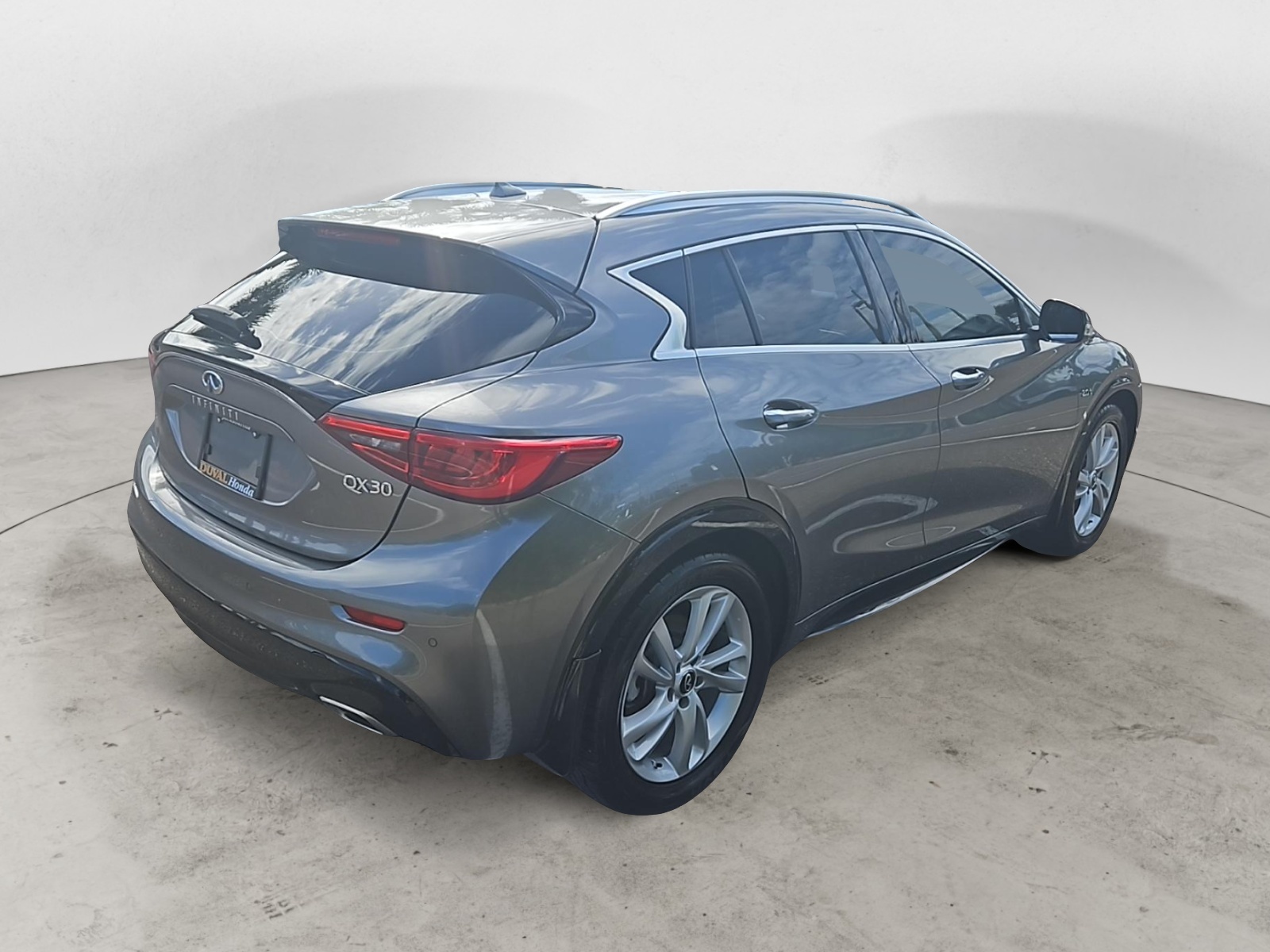 2018 INFINITI QX30 Premium 5