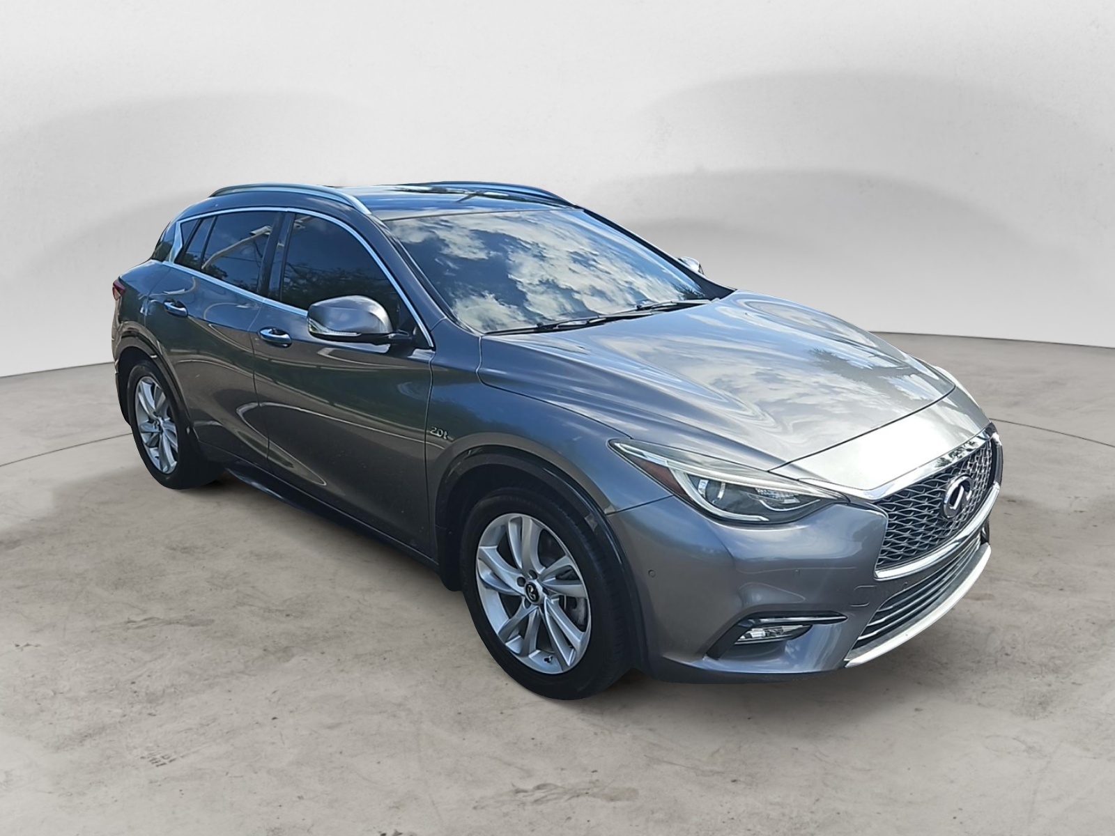 2018 INFINITI QX30 Premium 7