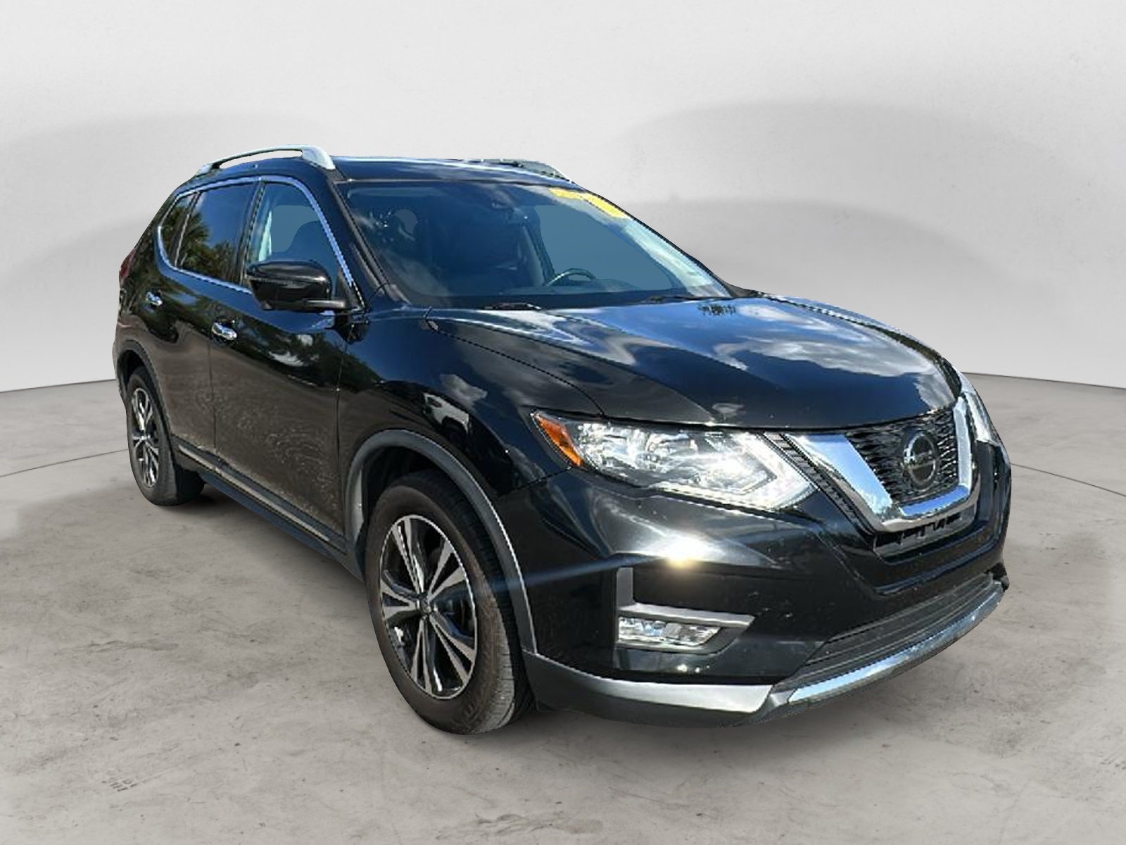 2018 Nissan Rogue SL 4