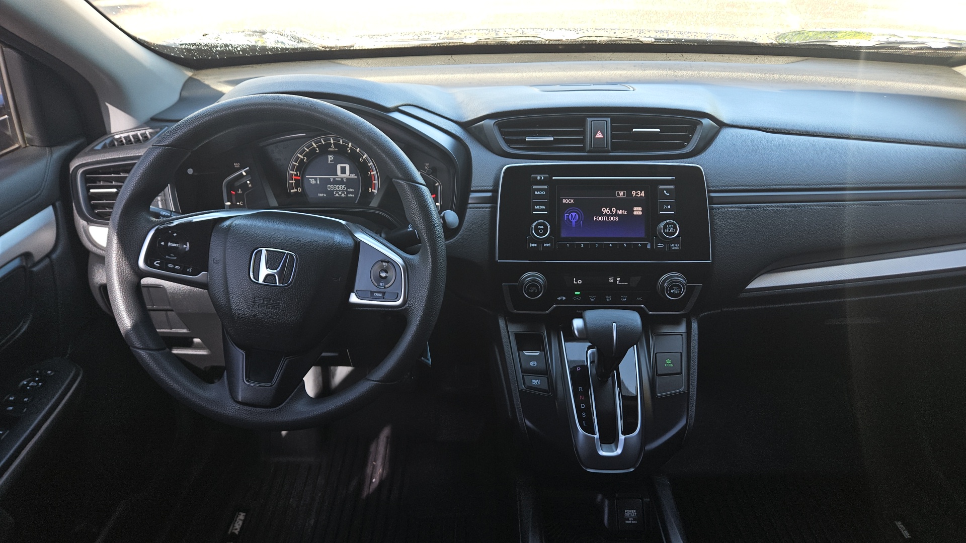 2018 Honda CR-V LX 11