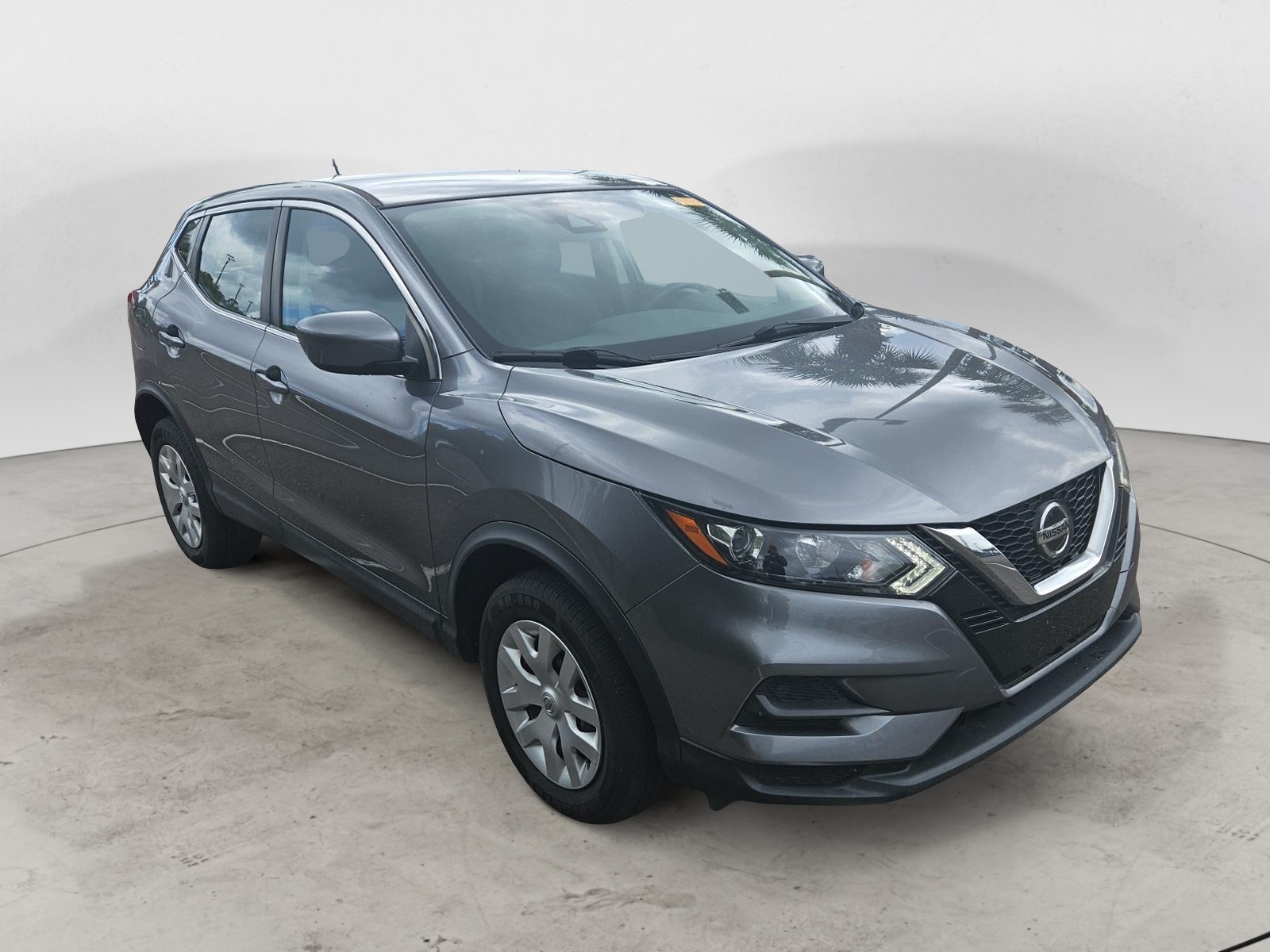 2020 Nissan Rogue Sport S 4