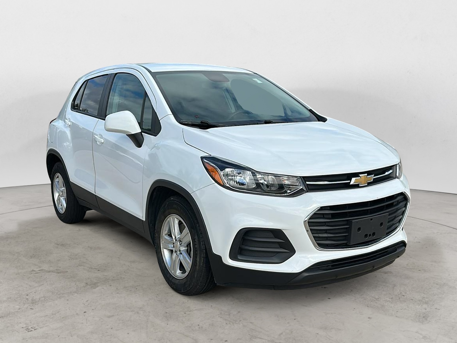 2021 Chevrolet Trax LS 8