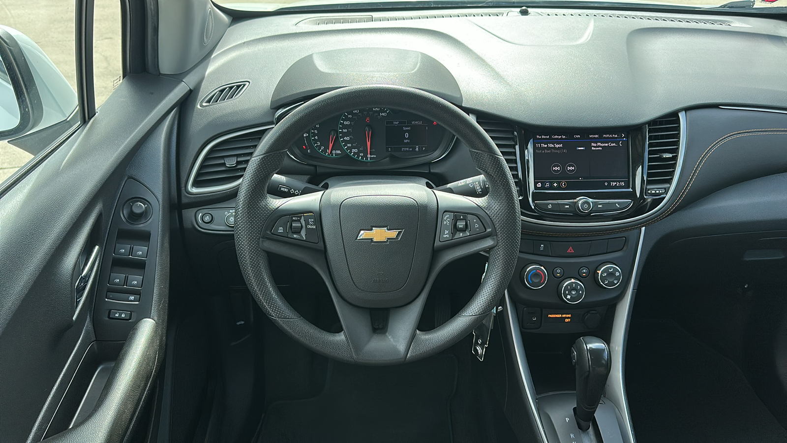 2021 Chevrolet Trax LS 14