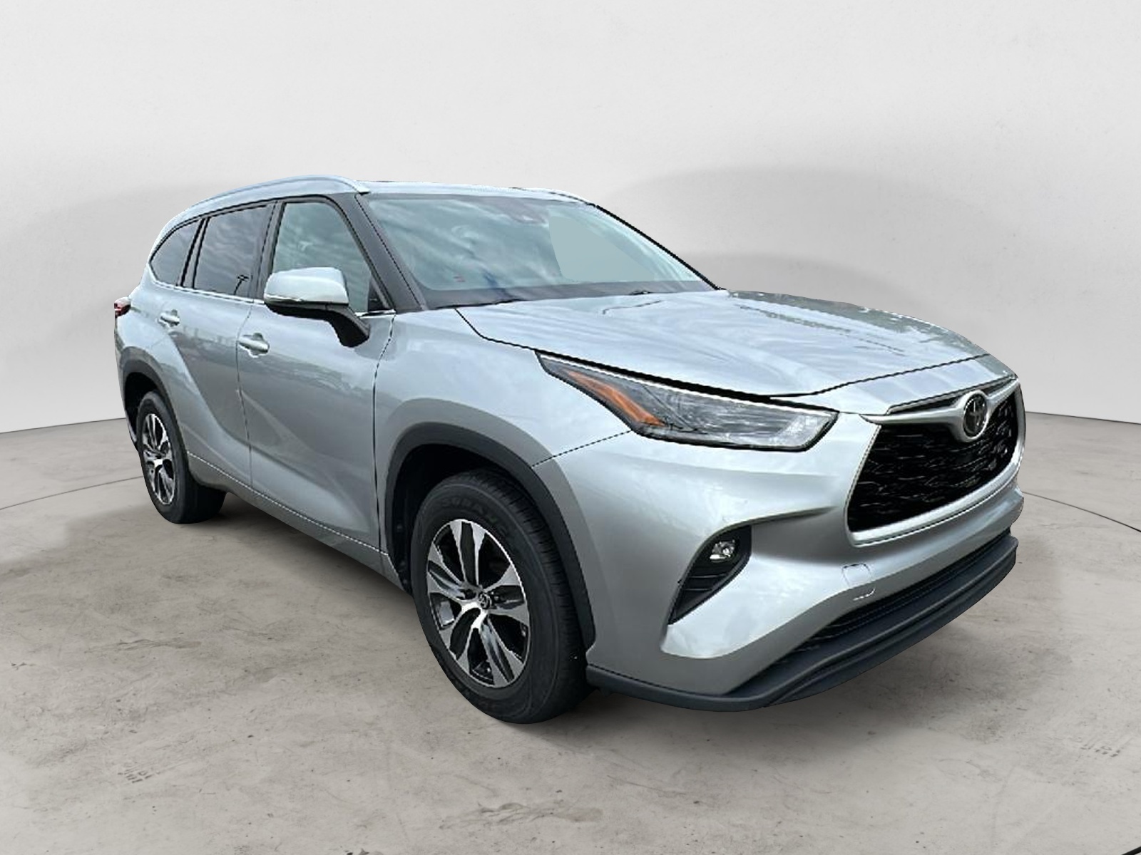 2021 Toyota Highlander XLE 8