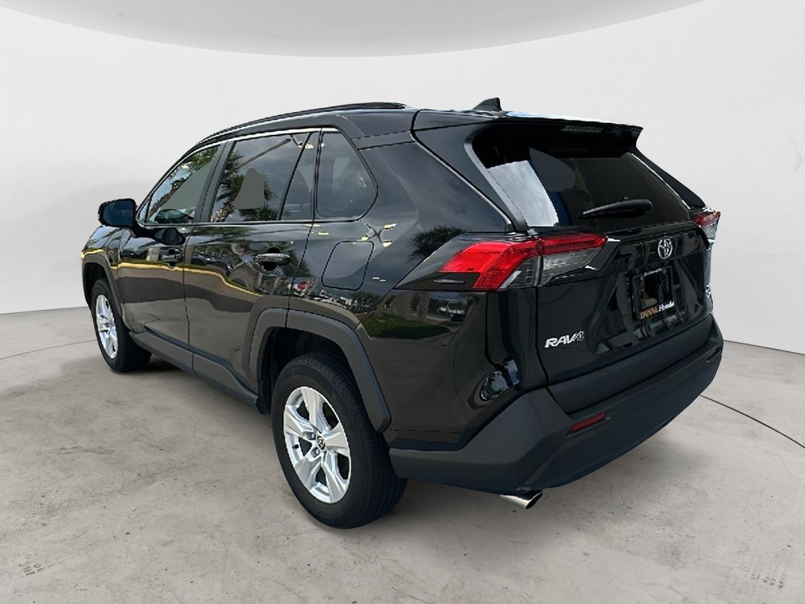 2021 Toyota RAV4 XLE 3